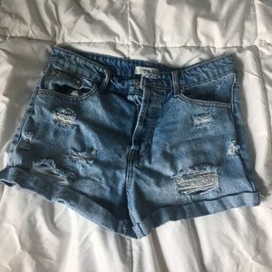 Forever 21 cut off shorts
